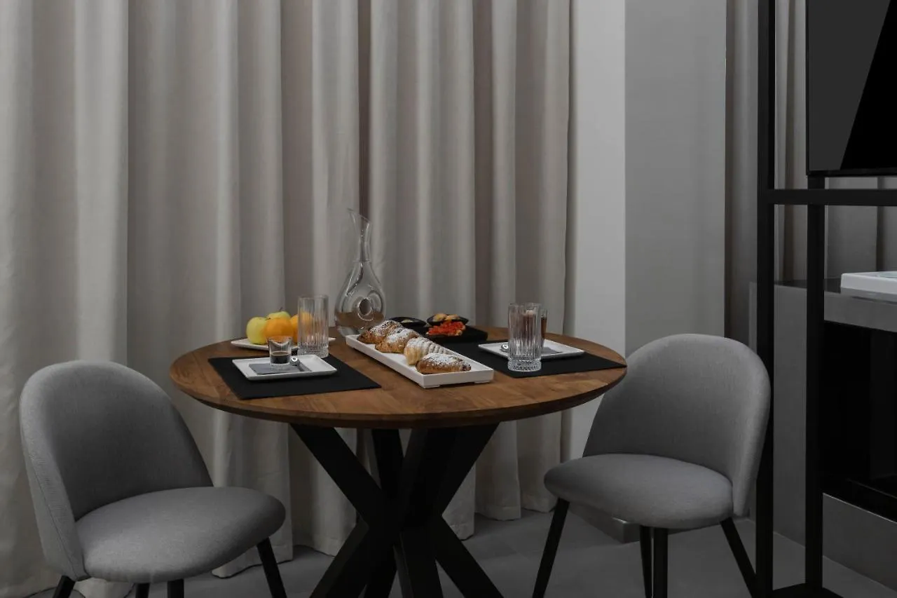 Suite Palermo Apartment 2*,